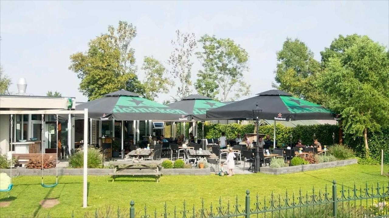 'T Zeeuwse Achteruusje Villa Sint Annaland Eksteriør billede